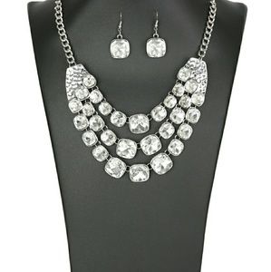 Women Necklace with free earrings